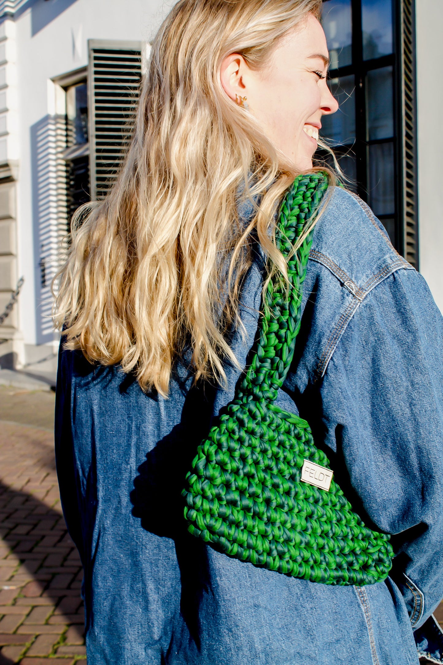 Gehaakte minibag - licht / donker groen