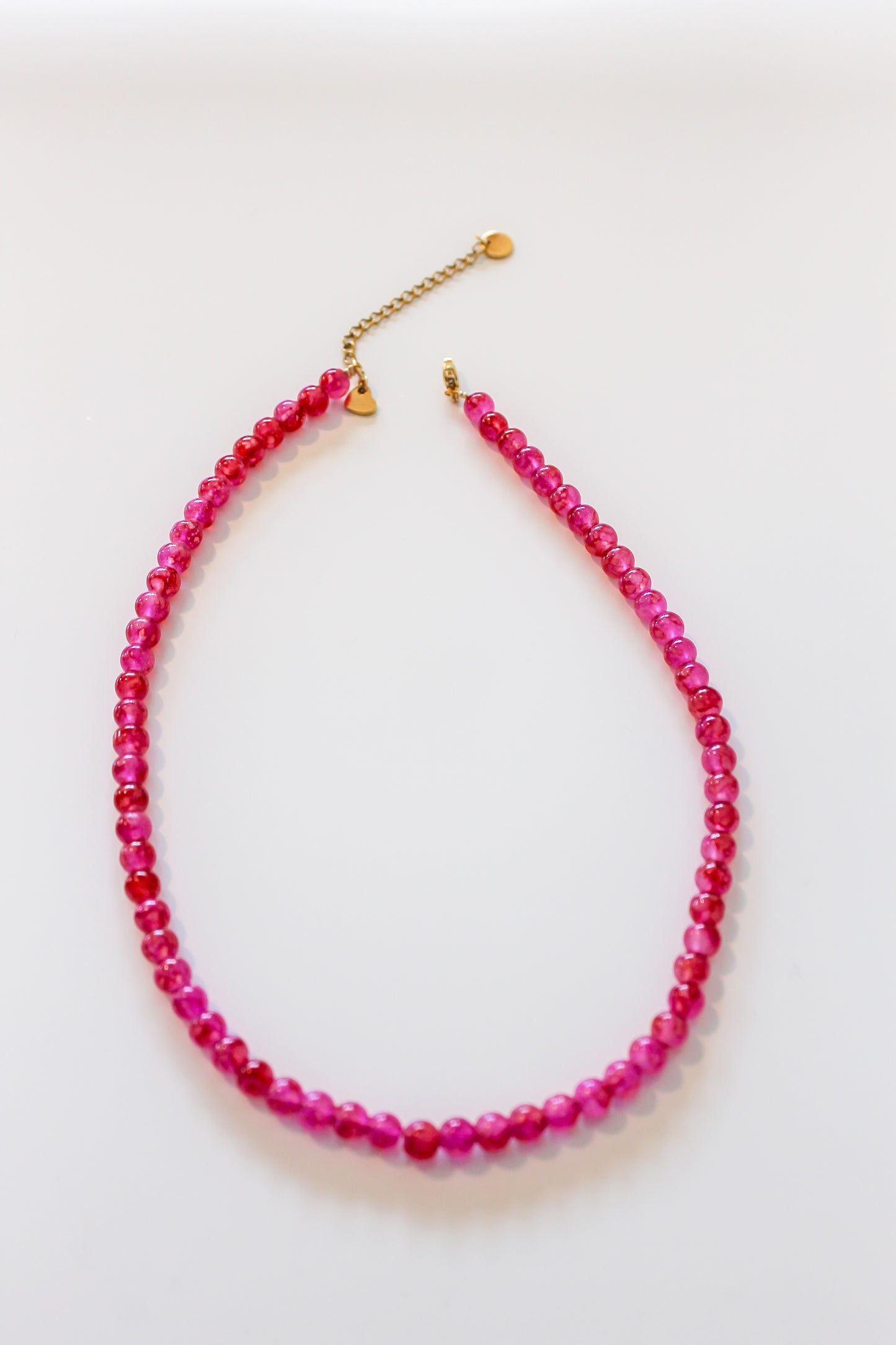 Roze kralenketting