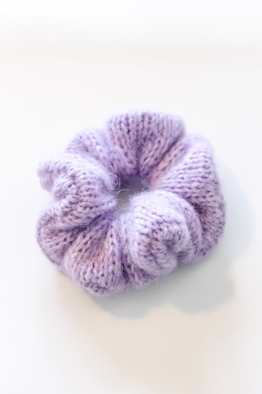 Paarse scrunchie